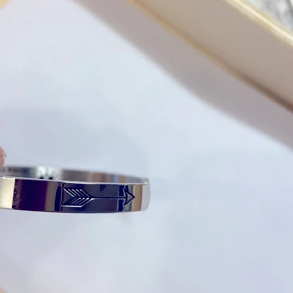 Cuff Bracelet - Picture 2 of 4